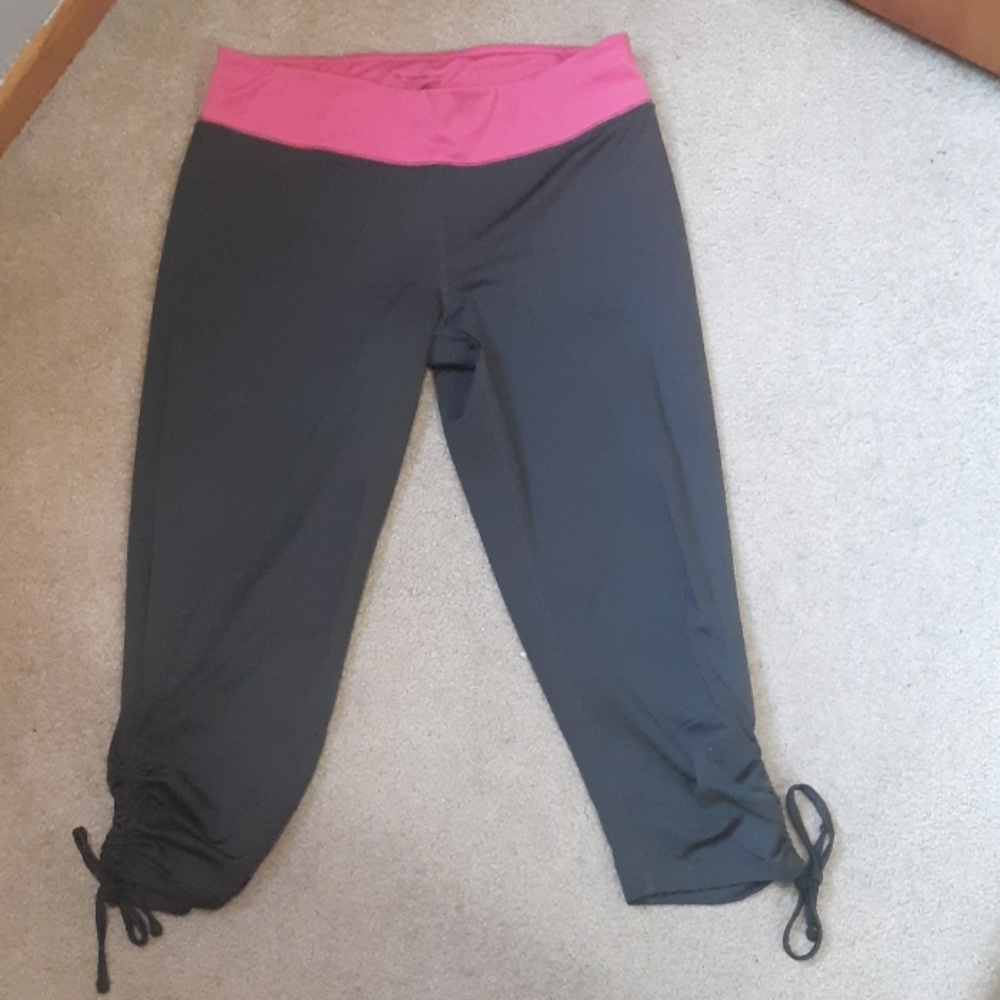 Athletic leggings